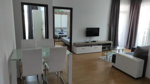 Double Cream Apartment