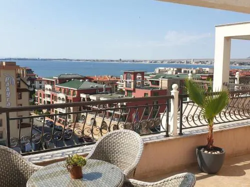 Modern Penthouse Apartment with full Sea View K&R