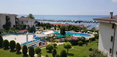 Relax in Riviera