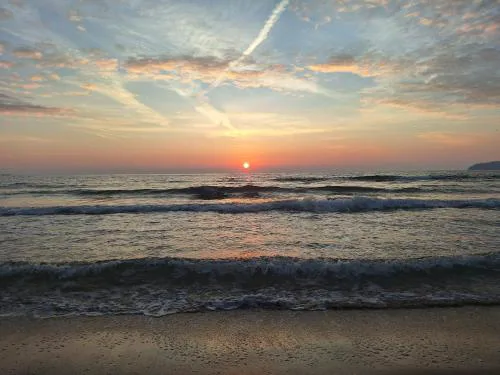 Small sea sunrise