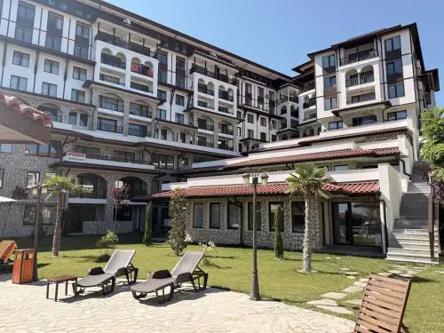 Stylish studio near harbor and luxury beach