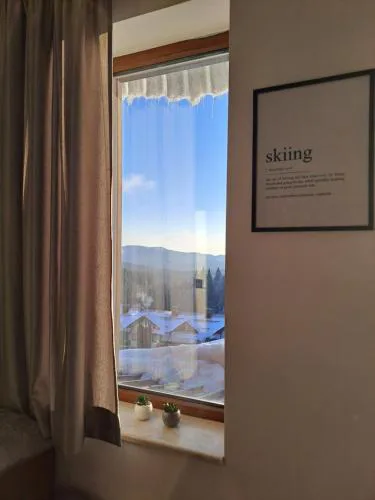 COZY ski-to-door apartment, Monastery 3 complex