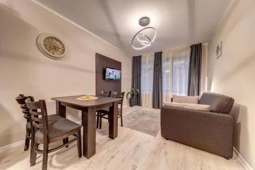 Ski Slope Retreat at Dream View