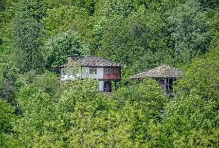 Incredible Cabin Getaway with Indoor and Outdoor Fireplaces in Selishte, Bulgaria