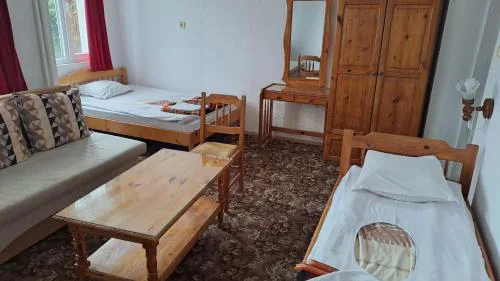 Katerina Family Hotel