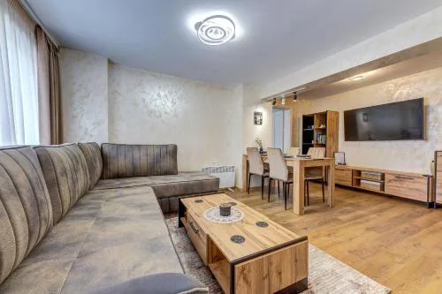 Rhodope Escape - Modern 1BR Apartment with Balcony & Free Parking
