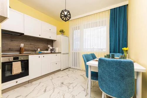 Bright Modern 2BD Apartment with Panoramic View by Flat Mаnager