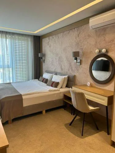 City Park Inn - Art Gallery