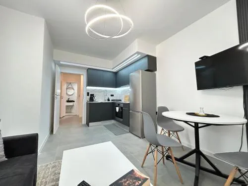 Diamond Apartment