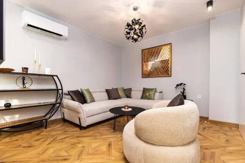 Happy People 2 BD, Central Plovdiv by Flat Mаnager