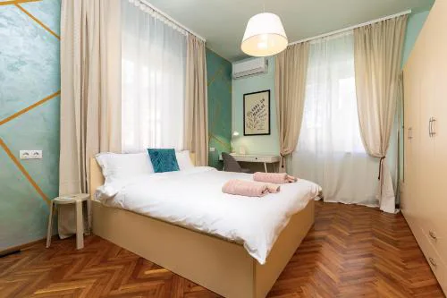 HeBrOs Park Apartment Next to Kapana 2BR