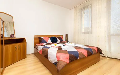 Lovely 1BD Apartment close to the Summer Theatre by Flat Mаnager