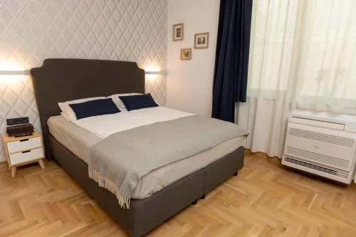 Luxury rooms 12-1