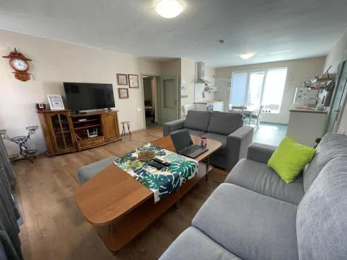 NiDo Cozy 3BR Apartment Kapana Top Center
