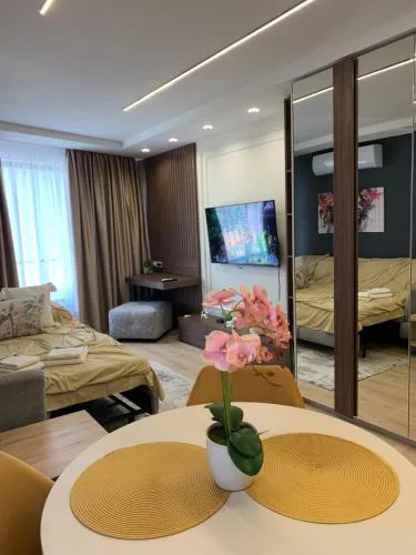 The Modern Nest Apartment with FREE Underground Parking