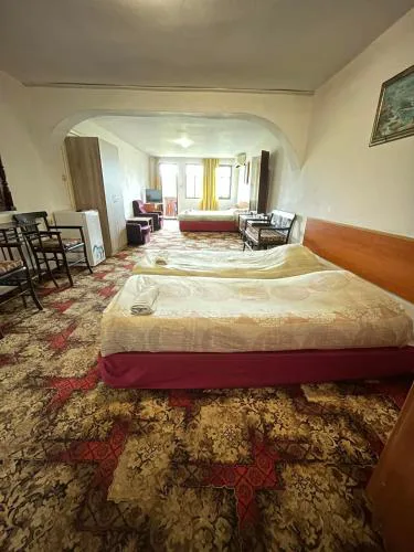 Guestrooms Ross