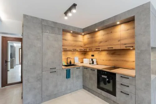 Urban Five #1 - Stylish One-bedroom apartments with Kitchen & Parking