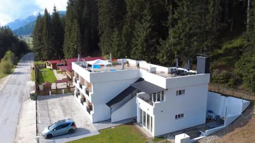 SUGARFAME- Guest House