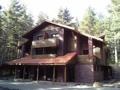 RILA 6ATO Hotel & Restaurant