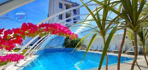ENIS Hotel със закрит и отоплен минерален басейн