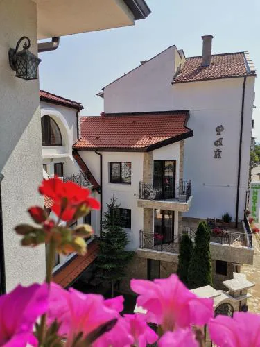 Family Hotel Rai