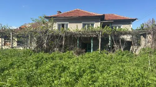 Pazardzhik Shelter House 3 Empty Rooms, No Electric, No Water, No WC, Free Car Parking, Glavinitsa Self Check-in