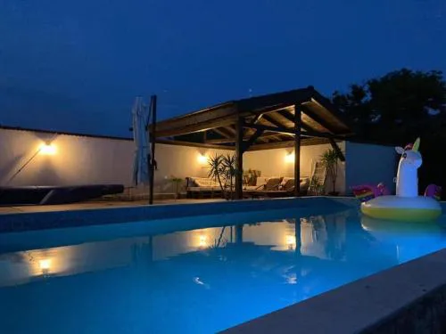 Holiday house Botunya,private luxury house