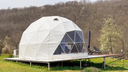 Secluded Dome Retreat near Elena