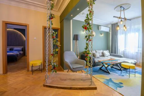 1 Minute Walk to Main Street Vitoshka, NDK, Free Parking, 2 BDR