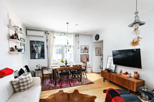 3BDR The Hadjis - City Center Flat