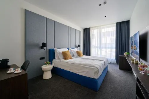 Adella Boutique Hotel - Free Secured Parking