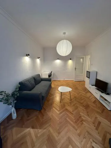 Apartament 151