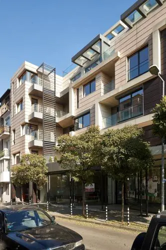 Baratero Club Apartments Private Parking EV points