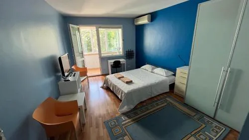 blue room
