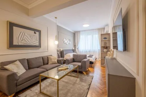 Calm, Luxury Apartment, Premium Location at NDK!