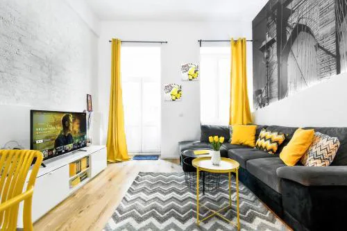 Center Stay Stylish 2BR near Serdika Metro