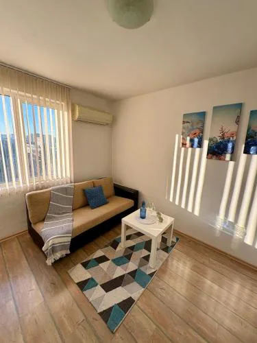 CityAir Apartment-airport&center easy access