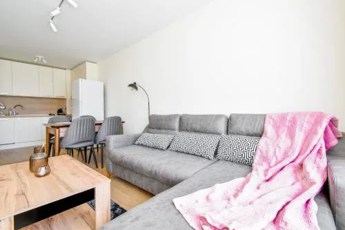 Contemporary City Stay by Flat Mаnager
