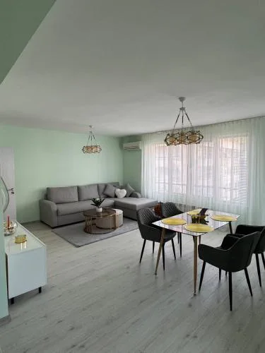 Contemporary Comfort in Lozenets