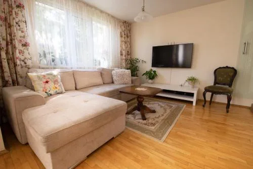 Cosy, quiet house with Vitosha view near Paradise