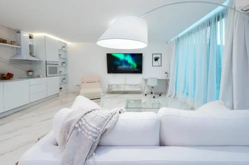 Emirates White Sensation