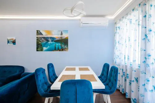 Feel at Home - Central 2BD Flat with Parking by Flat Mаnager