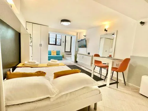 Heart of Sofia Chic Studio steps from Vitosha Blvd