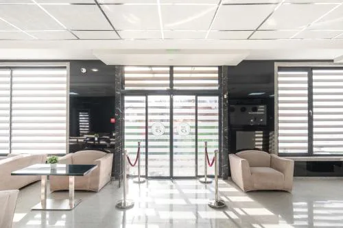 Hotel Boutique 5 - Free parking - Free breakfast - Free internet - EVSE