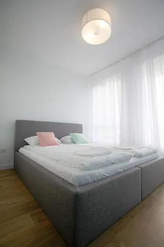 Modern Turquoise Apartment/free WiFi