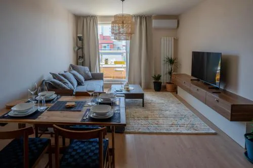Mountain View Sky Apartment Ori 4