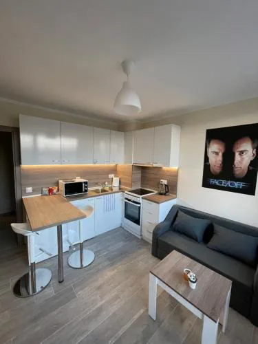 Movie flats