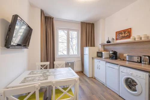 Peaceful downtown location - 2 bedroom apartment
