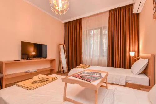 Sofia Dream Apartment - The Library - 3-BDR, 2-BTHR by Flat Mаnager