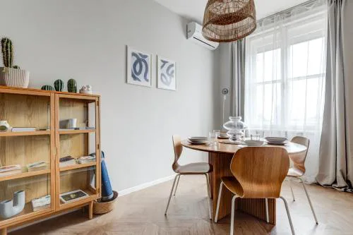 Sofia's Elegant Urban Retreat